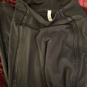 Lululemon Black Long Leggings Nice Detail on sides